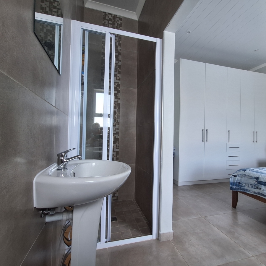 2 Bedroom Property for Sale in Laaiplek Western Cape